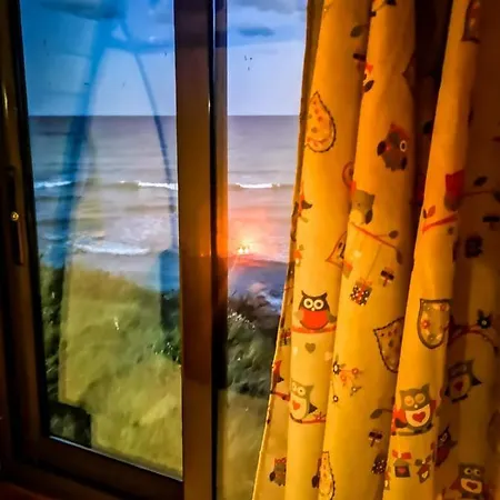 Οργανωμένο κάμπινγκ Fairytale Tiny House On The Beach *