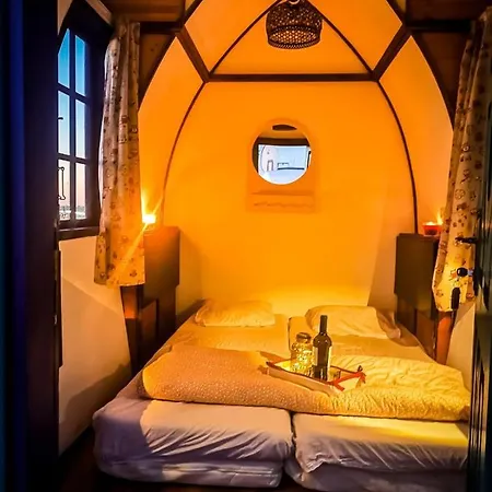 Fairytale Tiny House On The Beach * Vama Veche
