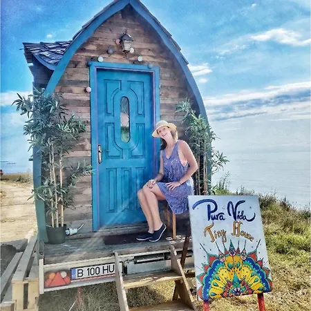 Οργανωμένο κάμπινγκ Fairytale Tiny House On The Beach *