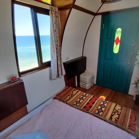 Fairytale Tiny House On The Beach *