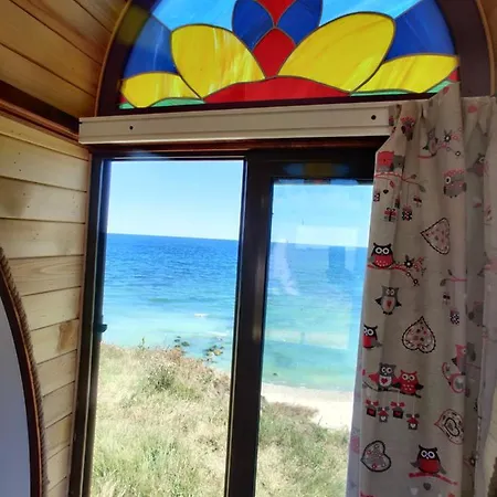 Fairytale Tiny House On The Beach *