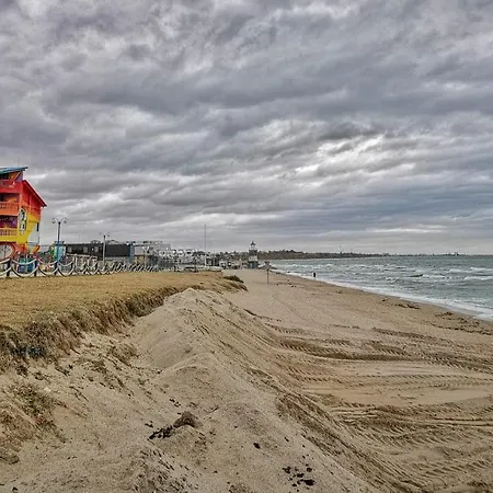Fairytale Tiny House On The Beach *